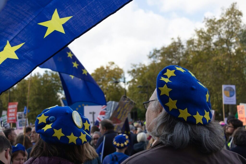 The current image has no alternative text. The file name is: working-spain-after-brexit.jpg